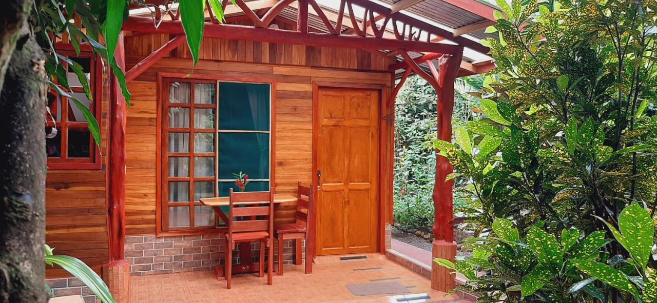 Jardin Entre Montanas Bed & Breakfast Bijagua Dış mekan fotoğraf