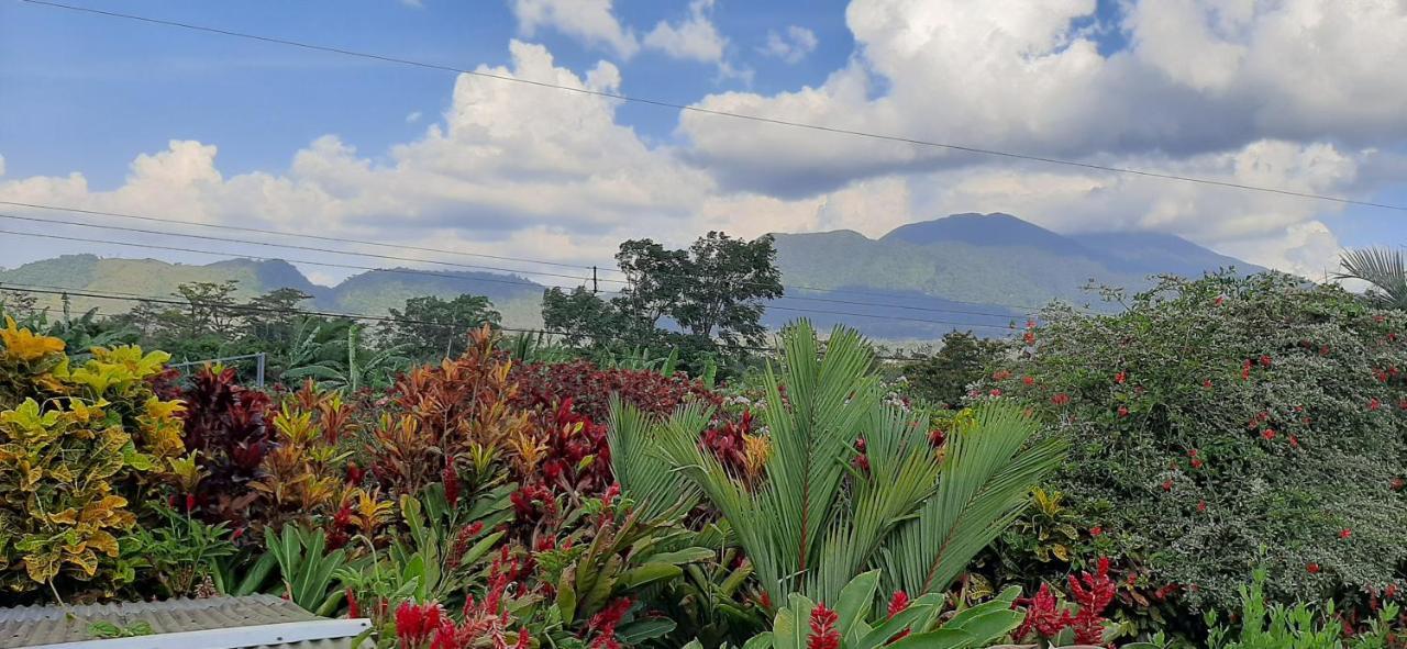Jardin Entre Montanas Bed & Breakfast Bijagua Dış mekan fotoğraf