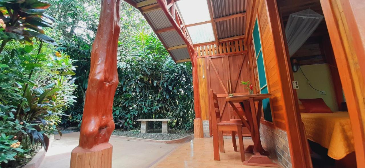 Jardin Entre Montanas Bed & Breakfast Bijagua Dış mekan fotoğraf